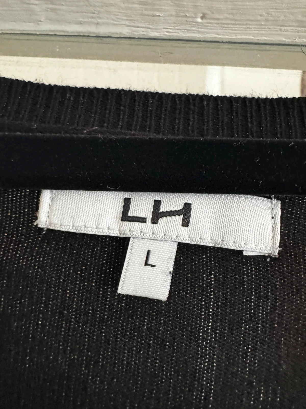 Chaleco negro con botones dorados – La Halle – talla L en muy buen estado – photo 2